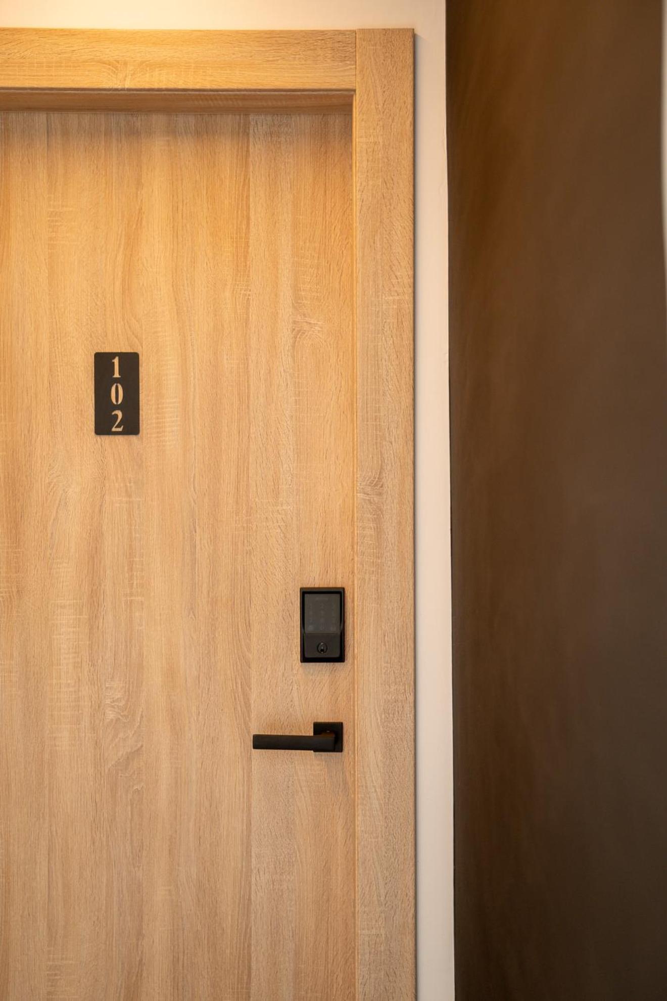 Incorsο - Smart Luxury Stay - Athens Airport - 24Hr Passcode Check In Markópoulon 외부 사진